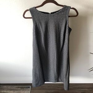 Ann Taylor LOFT Chevron Dress (M)